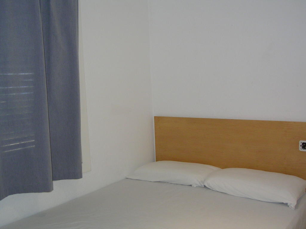 Camping Kanguro Sant Pol De Mar Oda fotoğraf